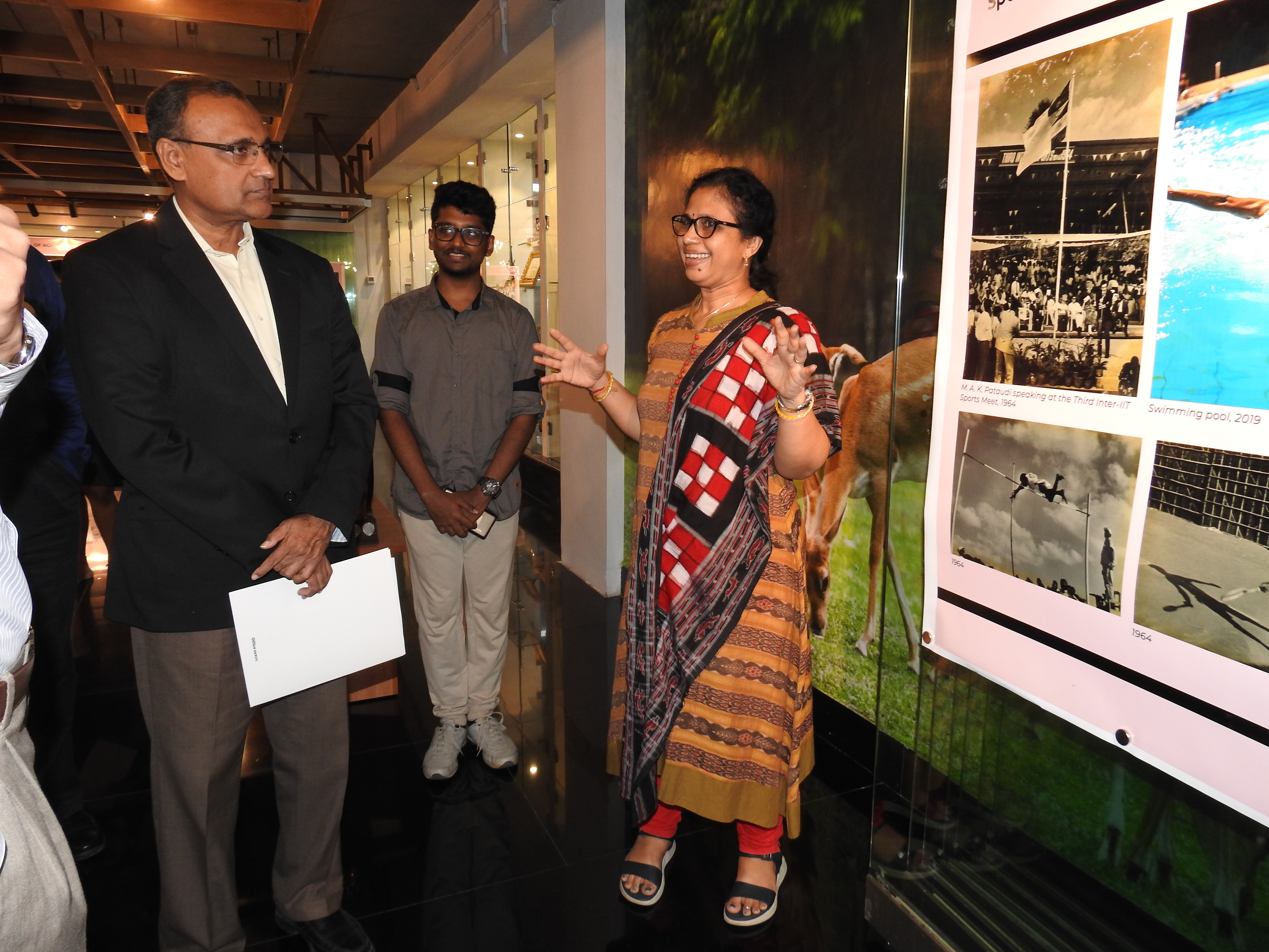 Ms. Mamata Dash (Senior Project Officer) explains a point to Mr. T. S. Tirumurti 