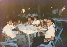 Students enjoy dinner during Jamuna Hostel Day, 1986