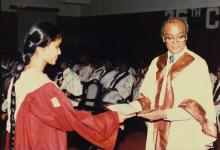 Prof. L. S. Srinath presents a degree to a graduand, 1988