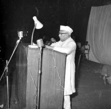 Mr. Bishnuram Medhi addresses the audience during the Fourth Institute Day, 1963