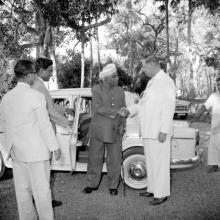 Dr. A. L. Mudaliar is received by Prof. R. A. Kraus during the Fourth Institute Day, 1963