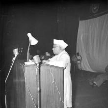 Mr. Bishnuram Medhi addresses the audience during the Fourth Institute Day, 1963