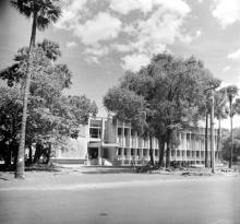 A view of the Central Library on Delhi Avenue