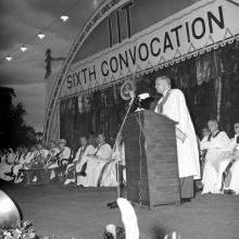 Mr. H. V. R. Iengar addresses the gathering at the sixth convocation ceremony