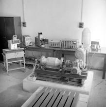 Applied Mechanics laboratory equipment