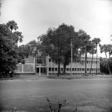 A view of the Central Library on Delhi Avenue, 1967