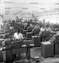 Students at the Machine Shop