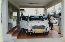 Prof. M. S. Ananth alights from a car at Ramanathapuram, 2003