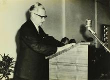 A speaker addressing the audience at the inaugural function of the ‘Development in Chemical Engineering’ seminar
