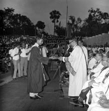 Mr. Satish Ramadhyani  receives the President of India Prize from the chief guest of the eighth convocation, Prof. M. G. K. Menon