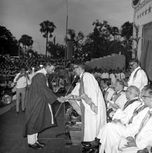 Mr. Satish Ramadhyani, the recipient of the President of India Prize, shakes hands with the chief guest of the eighth convocation, Prof. M. G. K. Menon