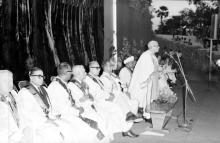 Mr. M. C. Chagla delivers the convocation address, 1965