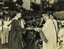 Mr. Satish Ramadhyani  receives the President of India Prize from the chief guest of the eighth convocation, Prof. M. G. K. Menon