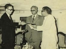 Dr. Erhard Eppler presents a Special Brochure to Mr. C. Subramaniam at the Computer Centre inauguration, 1973