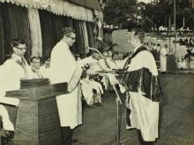 Prof. S. Sampath presents a degree to a graduand, 1973