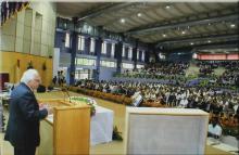 Mr. Kapil Sibal addresses the audience at the Student Activities Centre, 2008