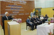 Mr. Kapil Sibal addresses the audience at the Student Activities Centre, 2008