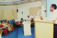 A speaker addresses the gathering at the 4th Hindi Workshop, 2006