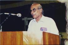 Prof. S. Narayanan addresses the audience at a basketball tournament, 2005