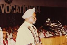 Dr. Manmohan Singh addresses the audience at the 31st Convocation, 1994