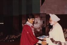Dr. Manmohan Singh presents a degree to a student, 1994