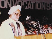 Dr. Manmohan Singh addresses the audience at the 31st Convocation at IIT Madras, 1994