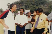 Indian cricket team coach John Wright with Prof. R. Natarajan at IIT Madras, 2001