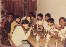 Students enjoying a meal at IIT Delhi, 1985