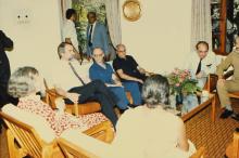  Visitors and guests interacting at the Bose-Einstein Guest House, 1988
