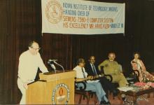 Dr. Konrad Seitz addresses the audience, 1988