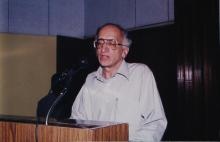 Prof. Ananth addresses the gathering at the Shaastra 2002 inauguration ceremony