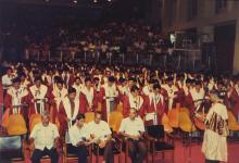 The graduates of the 23rd convocation ceremony take the Institute Pledge