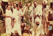 Mr. Giani Zail Singh plants a sapling, 1983