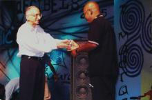 Prof. M. S. Ananth presents a prize, Saarang 2005