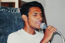A singing event at Saarang, 2005