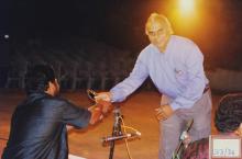 Members from the IITM administration handing out accolades at Saarang 2003