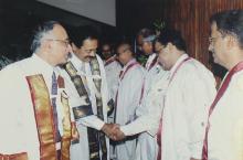 The distinguished guests interact with faculty at the 41st convocation, 2004