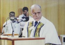 A speech is delivered at the 41st convocation, 2004