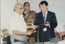 Dr. S. Narayanan and Dr. Masaharu Yanagihara at the IIT Madras-Kyushu University MoU meeting, 2006