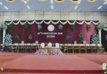 A view of the stage at the 42nd Convocation ceremony, 2005
