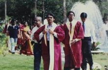 Students in convocation robes at the 42nd Convocation, 2005