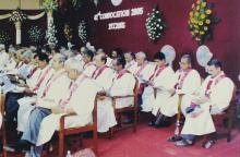 A view of the faculty members at the 42nd Convocation, 2005