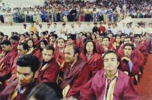 Graduands at the 42nd Convocation, 2005