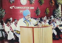 Mr. Montek Singh Ahluwalia addresses the audience at the 42nd Convocation, 2005