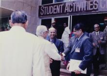 Mr. Krishan Kant interacts with members of the institute administration at the 35th Convocation, 1998