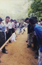 Tug of war in progress at Saarang 2000