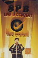 S. P. Balasubrahmanyam performing during the Popular Night programme at Saarang 2000