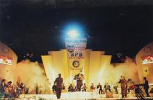 S. P. Balasubrahmanyam performing during the Popular Night programme at Saarang 2000