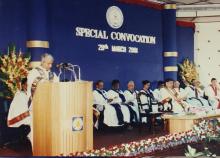 Dr. Gururaj Deshpande speaks at the Special Convocation, 2001