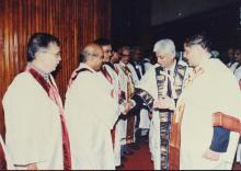 Mr. Azim Premji interacts with faculty members, 38th Convocation (2001)